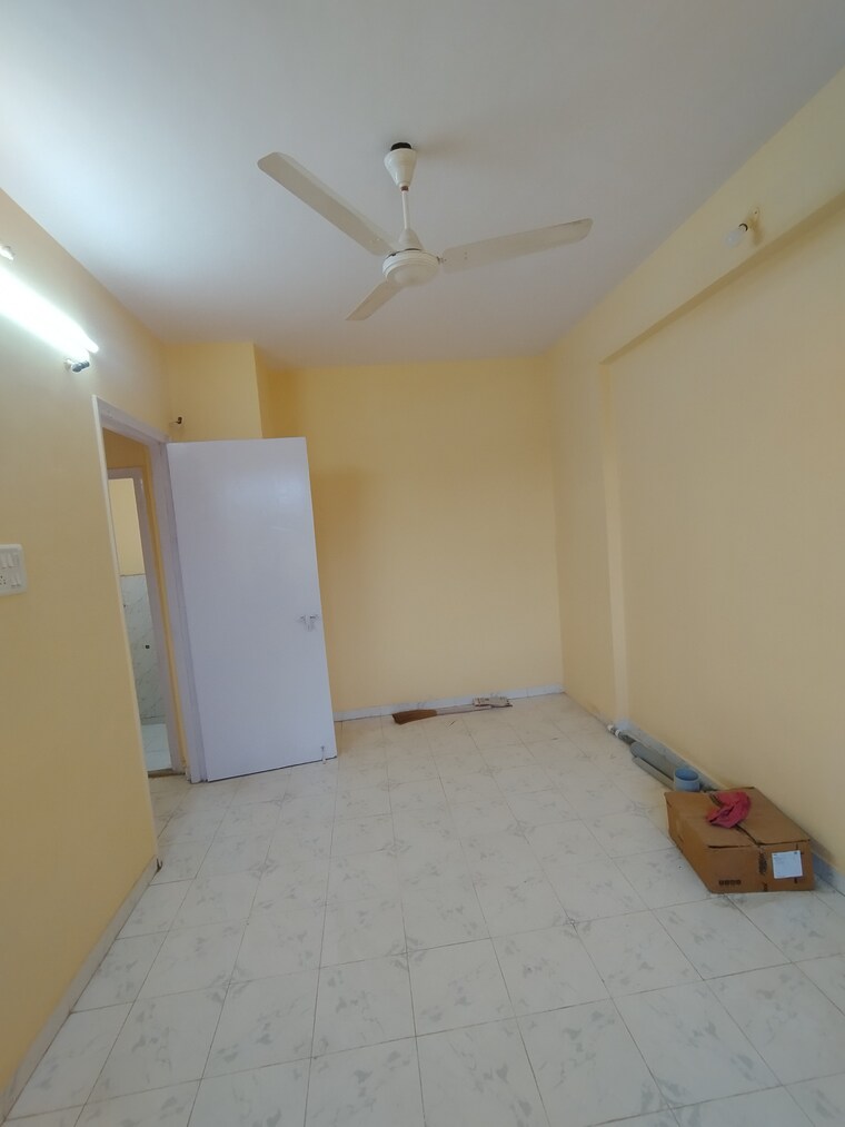 Room, vasant-leela-apartment 1 Bedroom 438 Sq.Ft. Apartment In Ghodbunder Road Thane 9589929