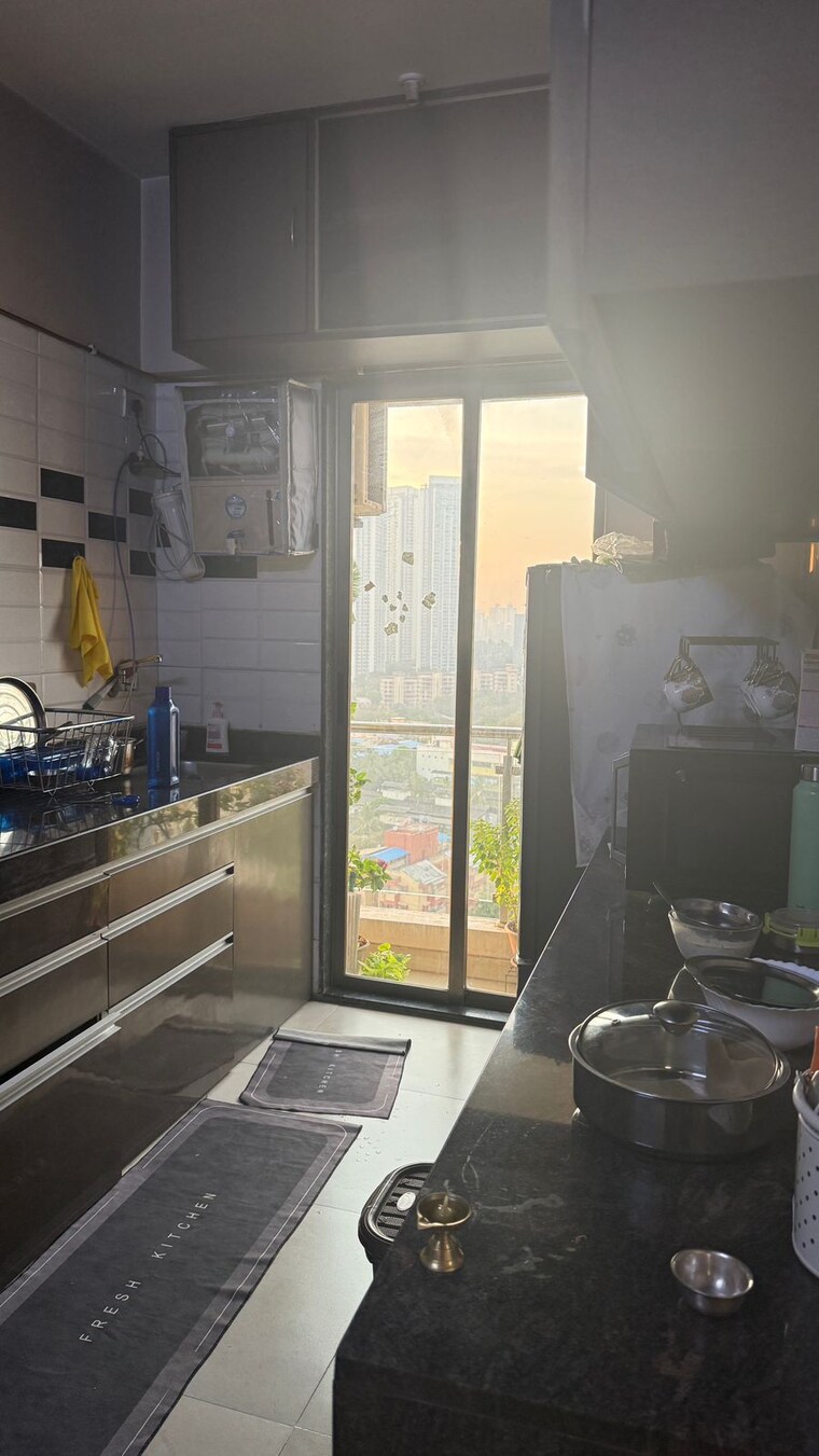 Gym, conwood-astoria 1 Bedroom 507 Sq.Ft. Apartment In Goregaon East Mumbai 9589945