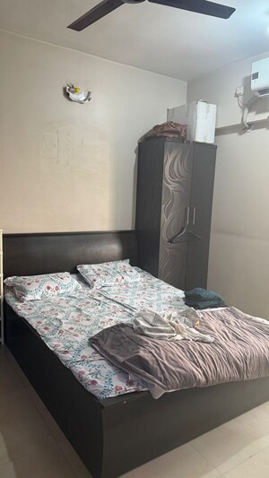 Bedroom in 1 BHK Apartment at Conwood Astoria, Goregaon East – for Rent