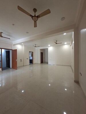 Bathroom in 4 BHK Builder Floor at RWA Apartments Sector 26, Sector 26 – for Rent