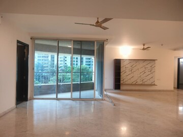 4 BHK Apartment For Rent in Prestige Waterford, Whitefield