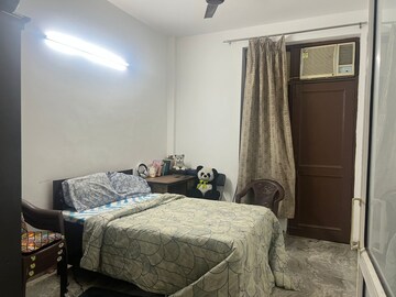 Bedroom in 2 BHK Builder Floor at Sai Homes Sector 49, Sector 49 – for Rent