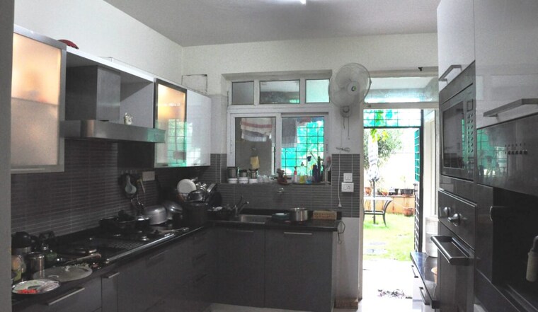 Kitchen, edifice-almond-tree 4 Bedroom 2720 Sq.Ft. Villa In Yelahanka Bangalore 9589947