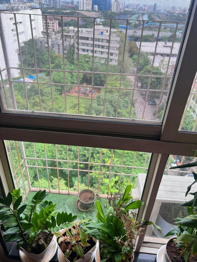 Balcony, aspen-park 2 Bedroom 1020 Sq.Ft. Apartment In Goregaon East Mumbai 9589978