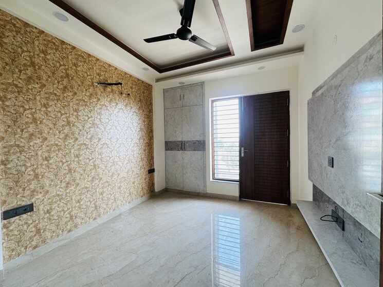 Bedroom, soha-neal-city 3 Bedroom 1300 Sq.Ft. Builder Floor In Sector 98 Faridabad 9589964