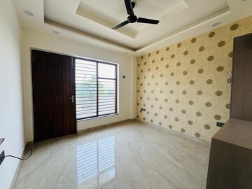 Bedroom in 3 BHK Builder Floor at Soha Neal City, Sector 98 – for Sale