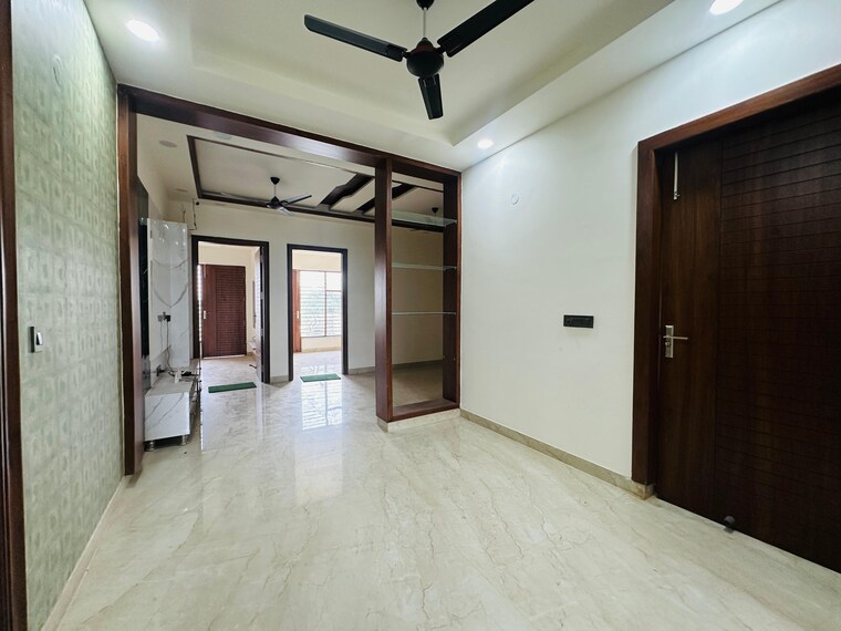 Room, soha-neal-city 3 Bedroom 1300 Sq.Ft. Builder Floor In Sector 98 Faridabad 9589964