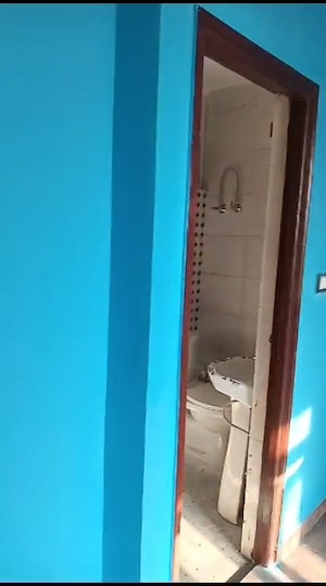 Building Lobby in 1 BHK Builder Floor at Sector 89 – for Sale