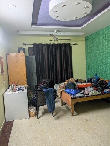 Bedroom in 2 BHK Apartment at Stellar Mi Citihomes, Omicron Iii Greater Noida – for Rent