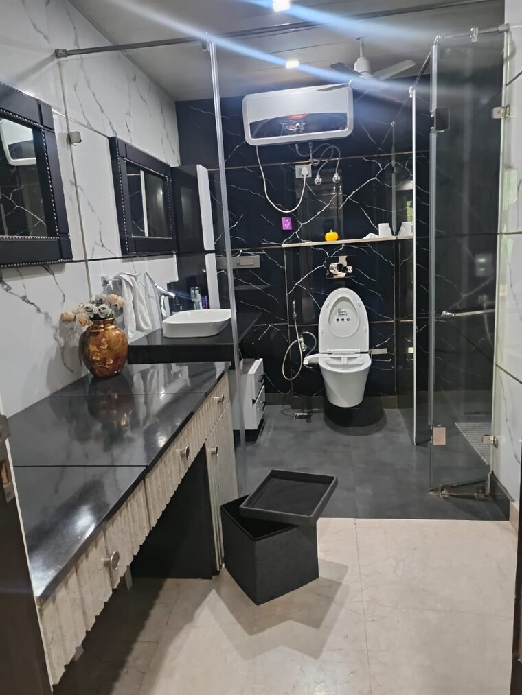 Master Bedroom, dlf-city-phase-iv 4 Bedroom 3200 Sq.Ft. Builder Floor In Dlf Phase iv Gurgaon 9590024