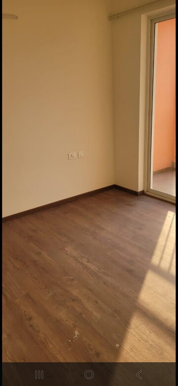 Room in 3 BHK Apartment at Shapoorji Pallonji Joyville Gurgaon, Sector 102 – for Rent