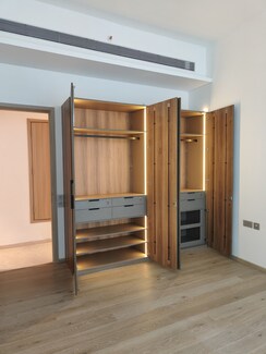4 BHK + Pooja Room Apartment For Sale in Rustomjee Crown