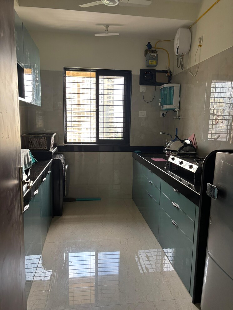 Kitchen, k-raheja-raheja-residency 1 Bedroom 690 Sq.Ft. Apartment In Malad East Mumbai 9590099