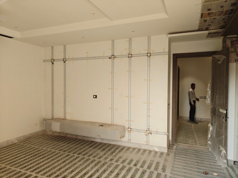 Master Bedroom, model town phase 2 4 Bedroom 475 Sq.Yd. Builder Floor In Model Town Phase 2 Delhi 9590111