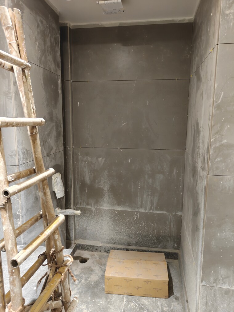 Bathroom, model town phase 2 4 Bedroom 475 Sq.Yd. Builder Floor In Model Town Phase 2 Delhi 9590111