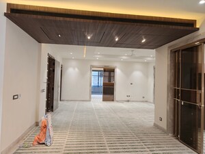 4 BHK Builder Floor For Sale in Model Town Phase 2