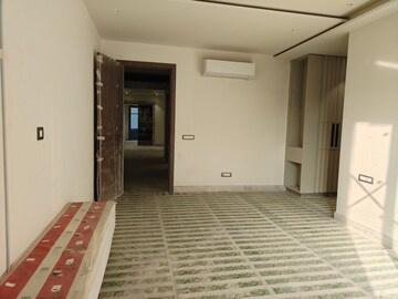 Master Bedroom in 4 BHK Builder Floor at Model Town Phase 2 – for Sale