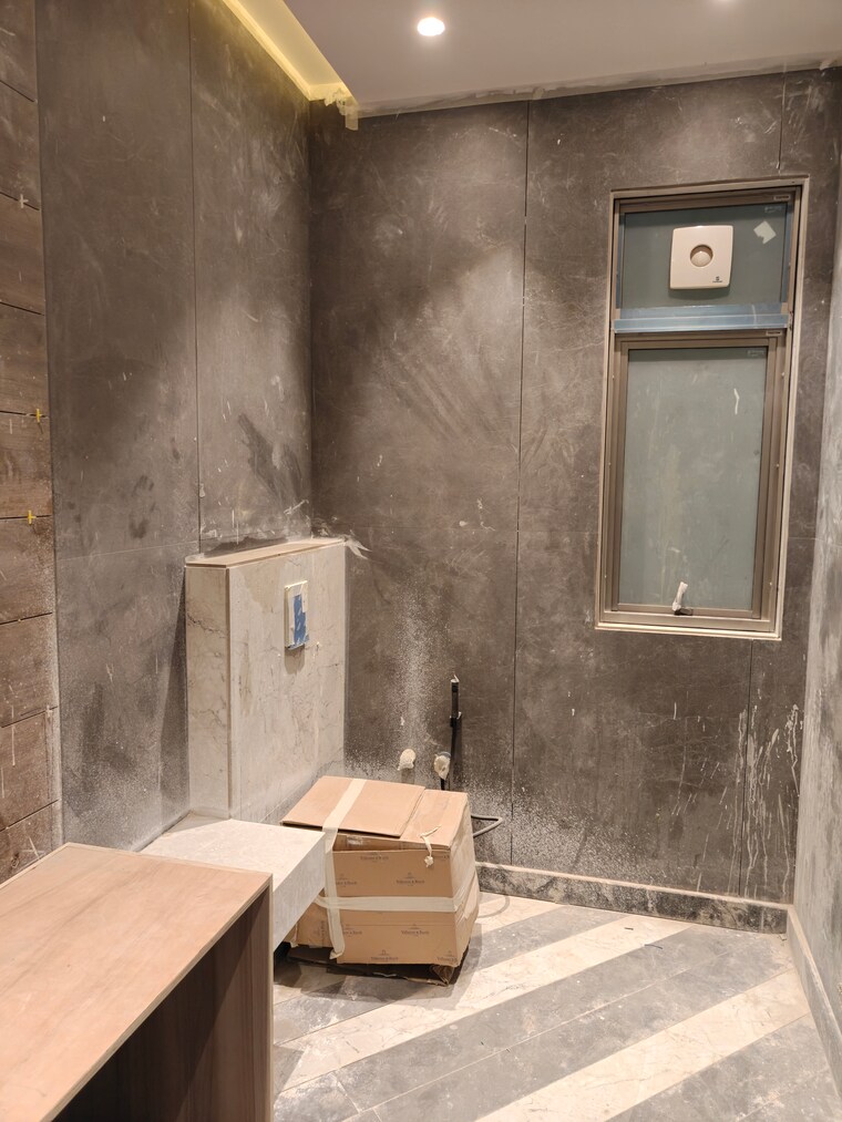 Bathroom, model town phase 2 4 Bedroom 475 Sq.Yd. Builder Floor In Model Town Phase 2 Delhi 9590111