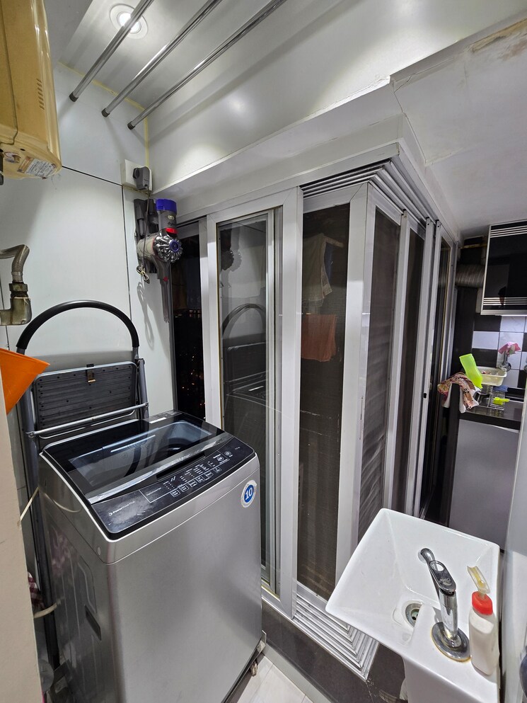 undefined, ghatkopar west 3 Bedroom 1100 Sq.Ft. Apartment In Ghatkopar West Mumbai 9590120