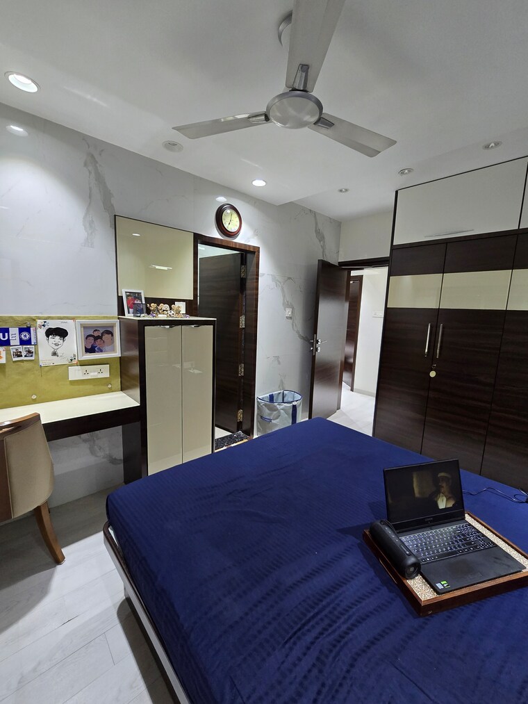 Master Bedroom, ghatkopar west 3 Bedroom 1100 Sq.Ft. Apartment In Ghatkopar West Mumbai 9590120