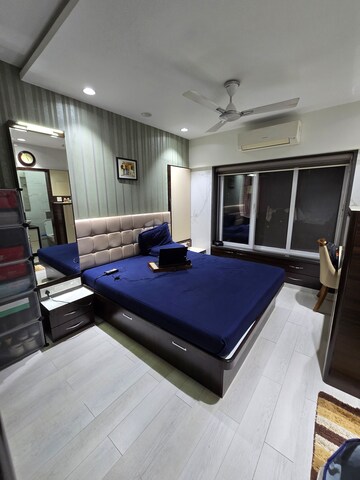 Master Bedroom in 3 BHK Apartment at Ghatkopar West – for Sale