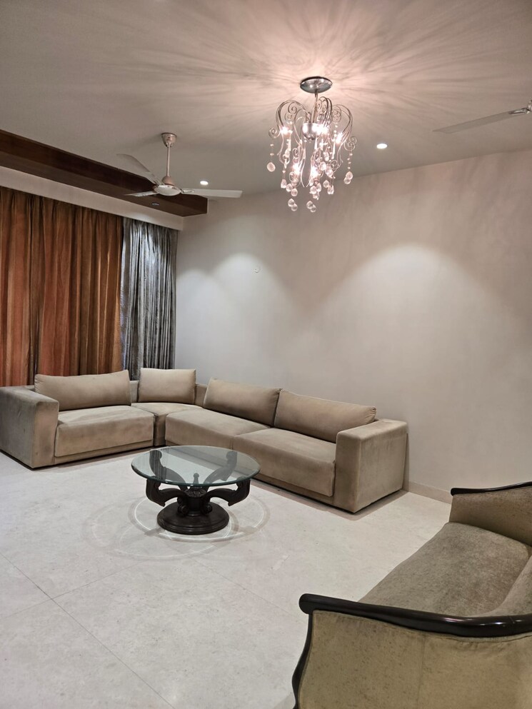 Living Room, sector 21 3 Bedroom 500 Sq.Yd. Independent House In Sector 21 Chandigarh 9590140