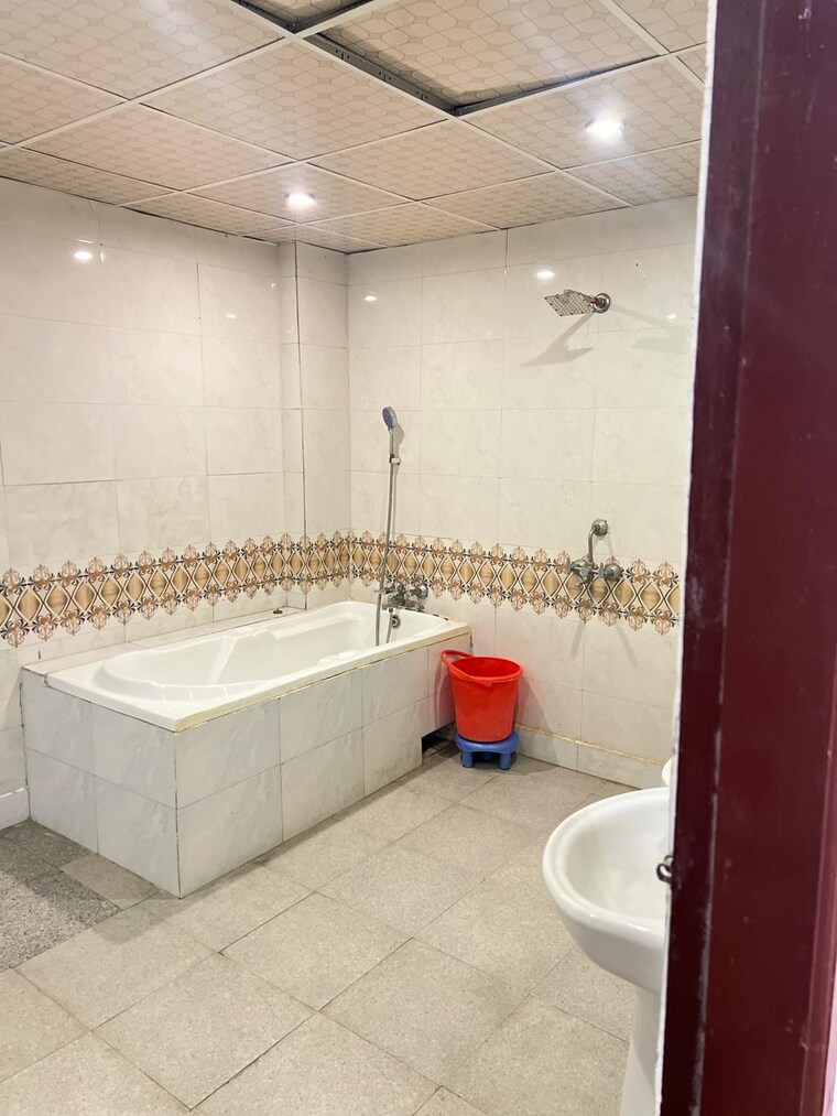 Bathroom, sk-the-grand-city 6+ Bedroom 1332 Sq.Ft. Independent House In Jewar Greater Noida 9590128