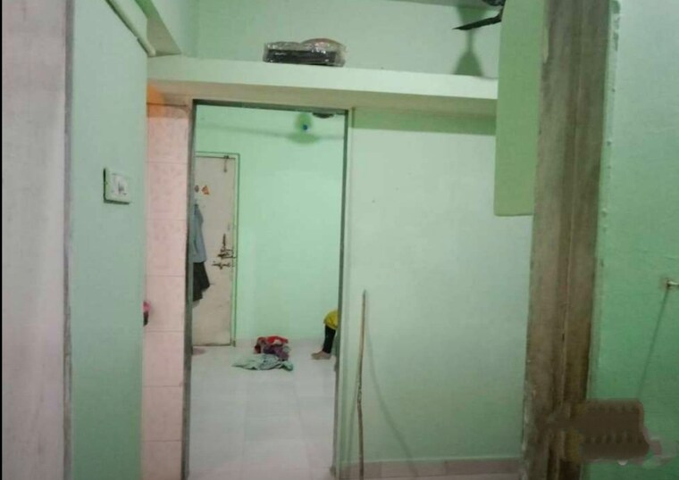 Room, rishi-park 1 Bedroom 640 Sq.Ft. Apartment In Virar West Palghar 9590145