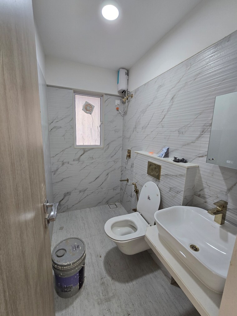 Attached Bathroom, swastik-tiara 3 Bedroom 1100 Sq.Ft. Apartment In Ghatkopar East Mumbai 9590197