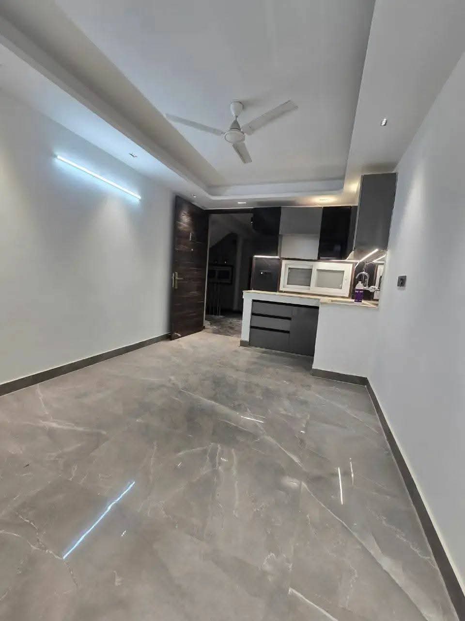 2 BHK Builder Floor For Rent in Saket