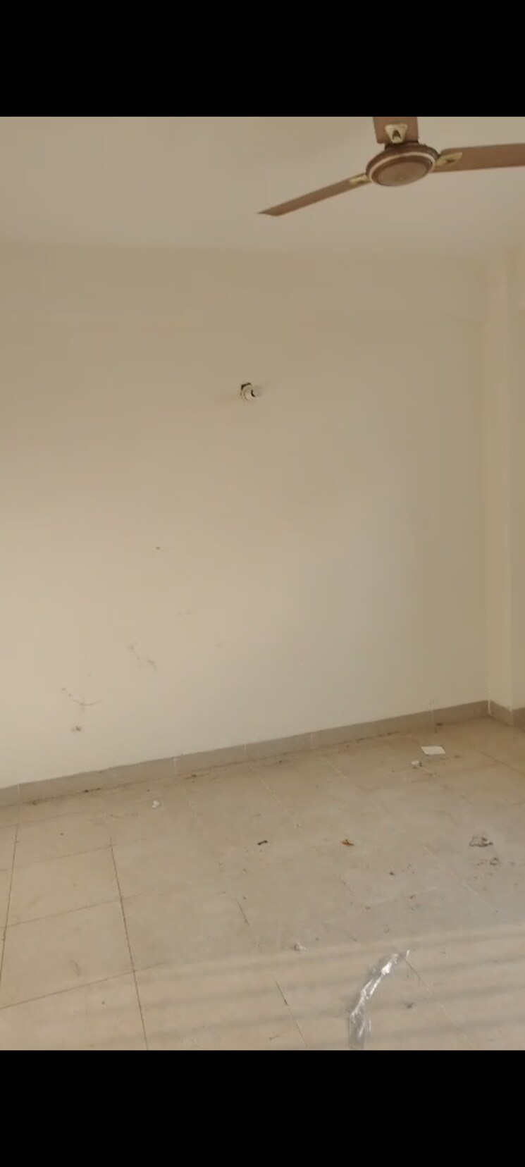 Room, wave-city 2 Bedroom 624 Sq.Ft. Apartment In Wave City Ghaziabad 9590216