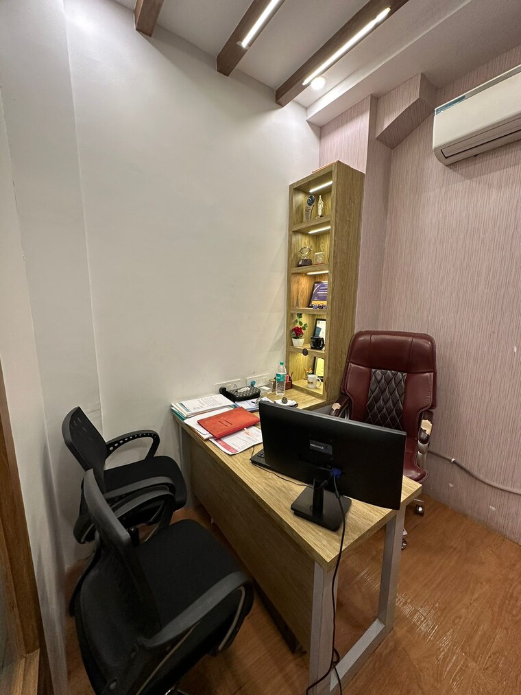 Living Room, tiretti Commercial Office Space 340 Sq.Ft. In Tiretti Kolkata 9590195