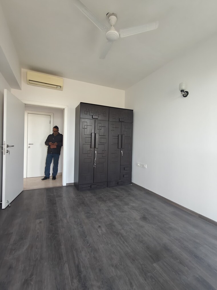 Room, ava-court 3 Bedroom 1800 Sq.Ft. Apartment In Sector 47 Gurgaon 9590241