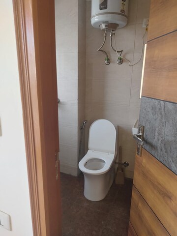 Master Bedroom in 2 BHK Builder Floor at Sector 57 – for Rent