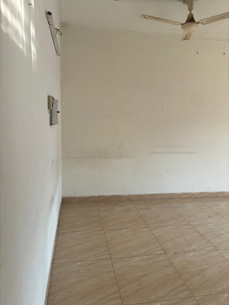 Room, migsun-twinz 2.5 Bedroom 1100 Sq.Ft. Apartment In Eta Ii Greater Noida Greater Noida 9590232