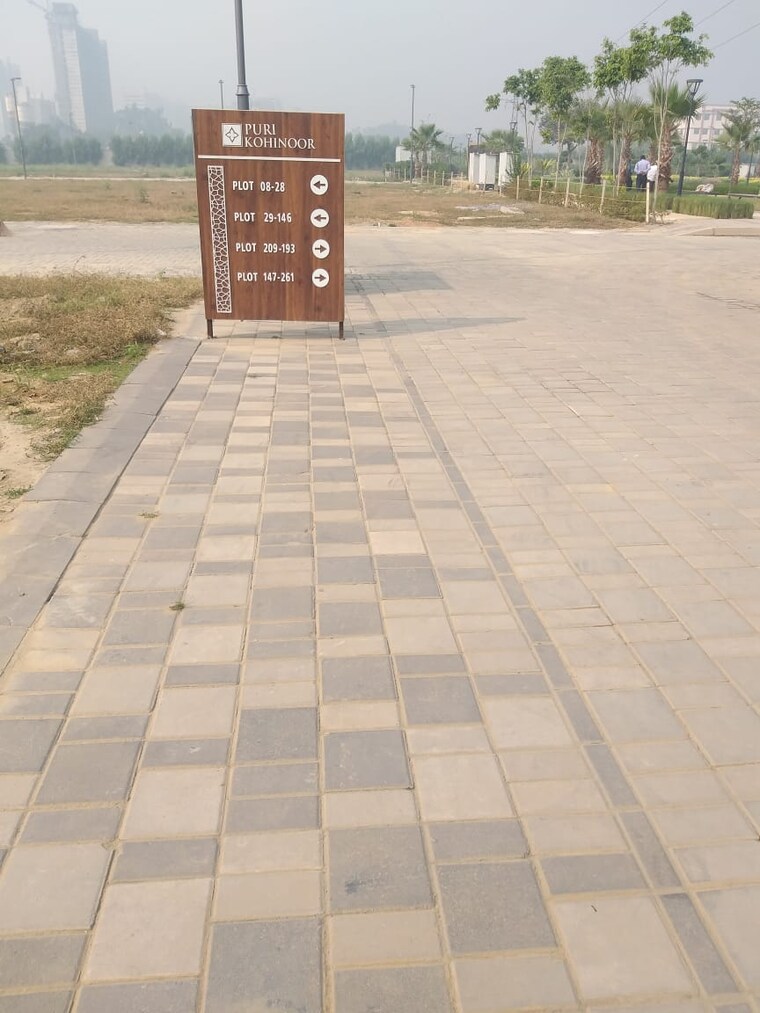 Balcony, sector 78  108 Sq.Yd. Plot In Sector 78 Faridabad 9590298