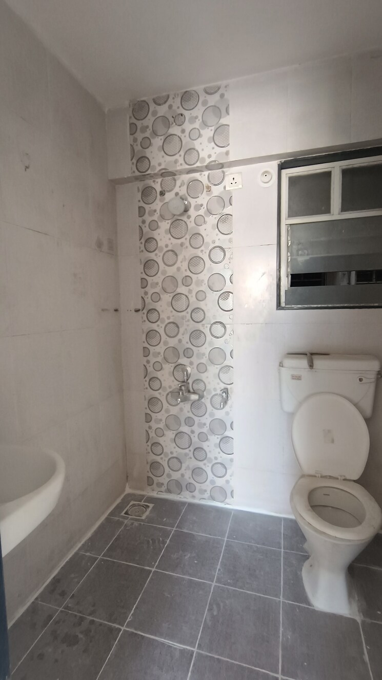 Bathroom, paramount-eros-apartment 2 Bedroom 920 Sq.Ft. Builder Floor In Kondhwa Budruk Pune 9590438