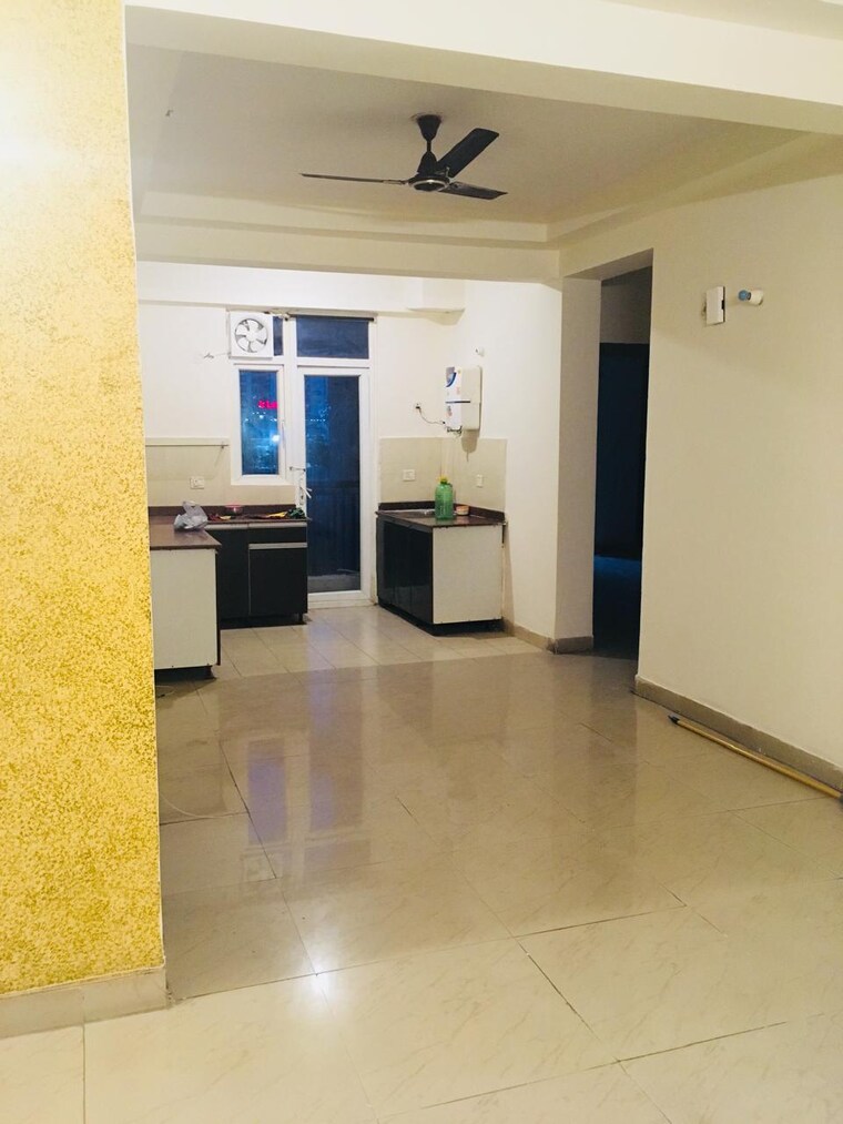 Room, supertech-the-romano 2 Bedroom 1020 Sq.Ft. Apartment In Sector 118 Noida 9590372