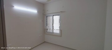 Room in 4 BHK Apartment at L&T Raintree Boulevard, Hebbal – for Rent