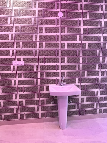 Room in  Pg at Gomti Nagar – for Rent