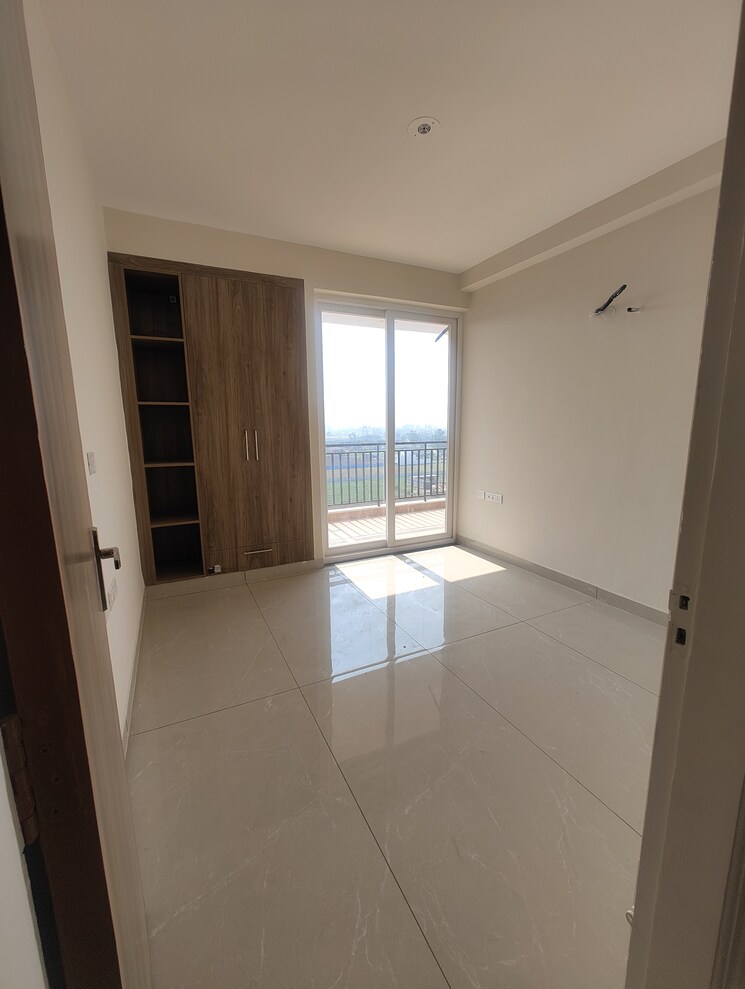 Room, sector 20 4 Bedroom 2244 Sq.Ft. Apartment In Sector 20 Panchkula 9590423