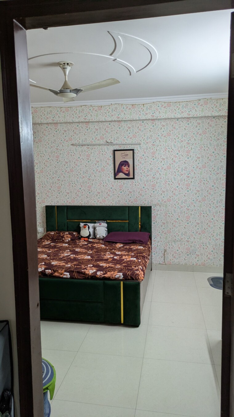 Bedroom, r-k-tower 2 Bedroom 1450 Sq.Ft. Builder Floor In Om Vihar Gurgaon 9590449