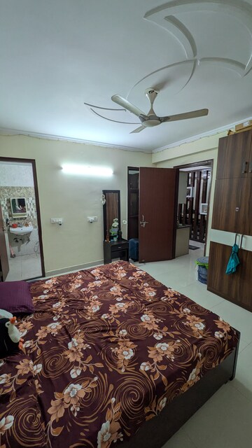 Bedroom in 2 BHK Builder Floor at R K Tower, Om Vihar – for Rent