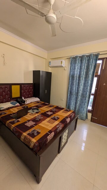 Bedroom in 2 BHK Builder Floor at R K Tower, Om Vihar – for Rent