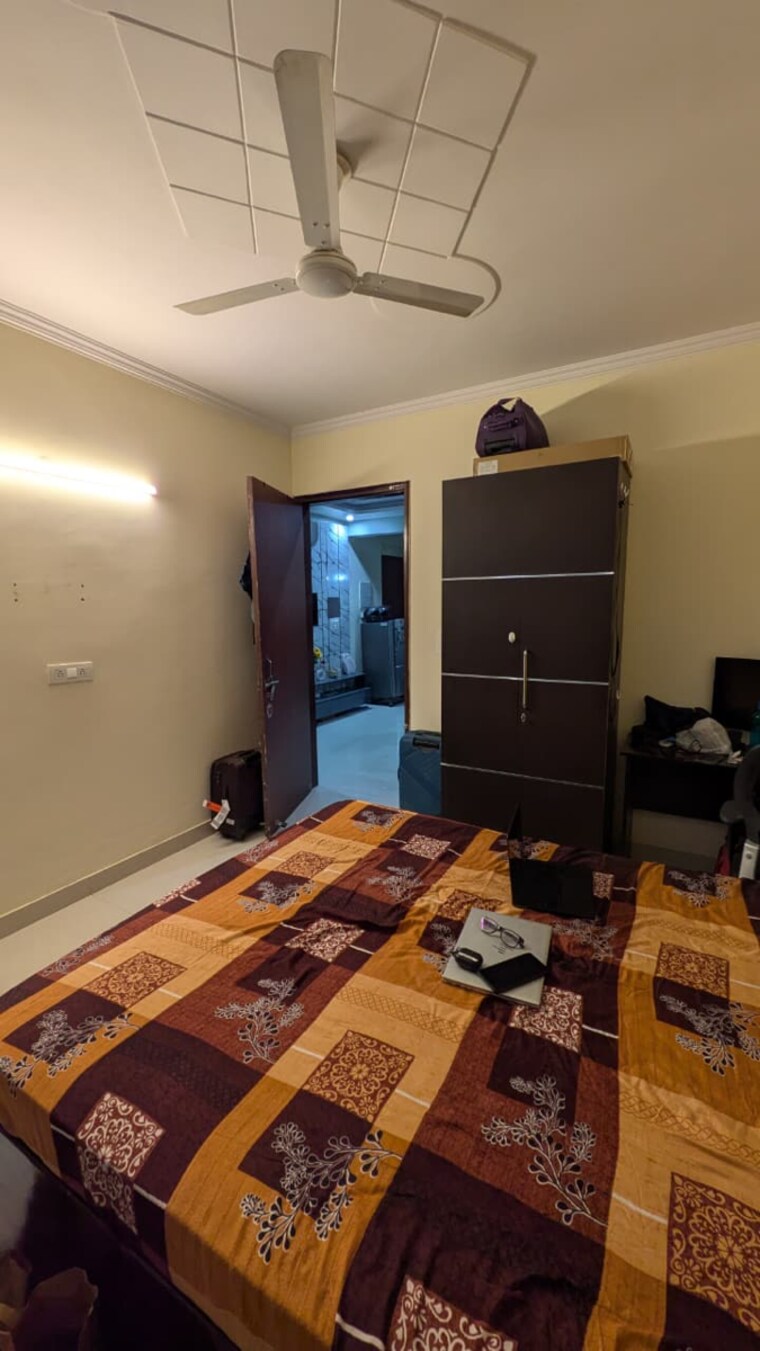 Living Room, r-k-tower 2 Bedroom 1450 Sq.Ft. Builder Floor In Om Vihar Gurgaon 9590449