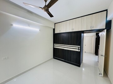 Room in 2 BHK Builder Floor at Nallagandla – for Rent