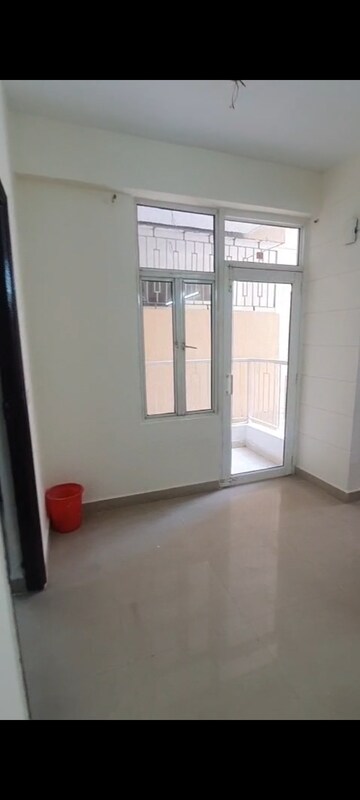 Room in 3 BHK Apartment at Proview Officer City 2, Raj Nagar Extension – for Sale