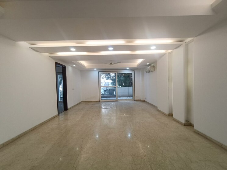 Room, boutique-residential-apartment 3 Bedroom 208 Sq.Yd. Builder Floor In Greater Kailash I Delhi 9590447