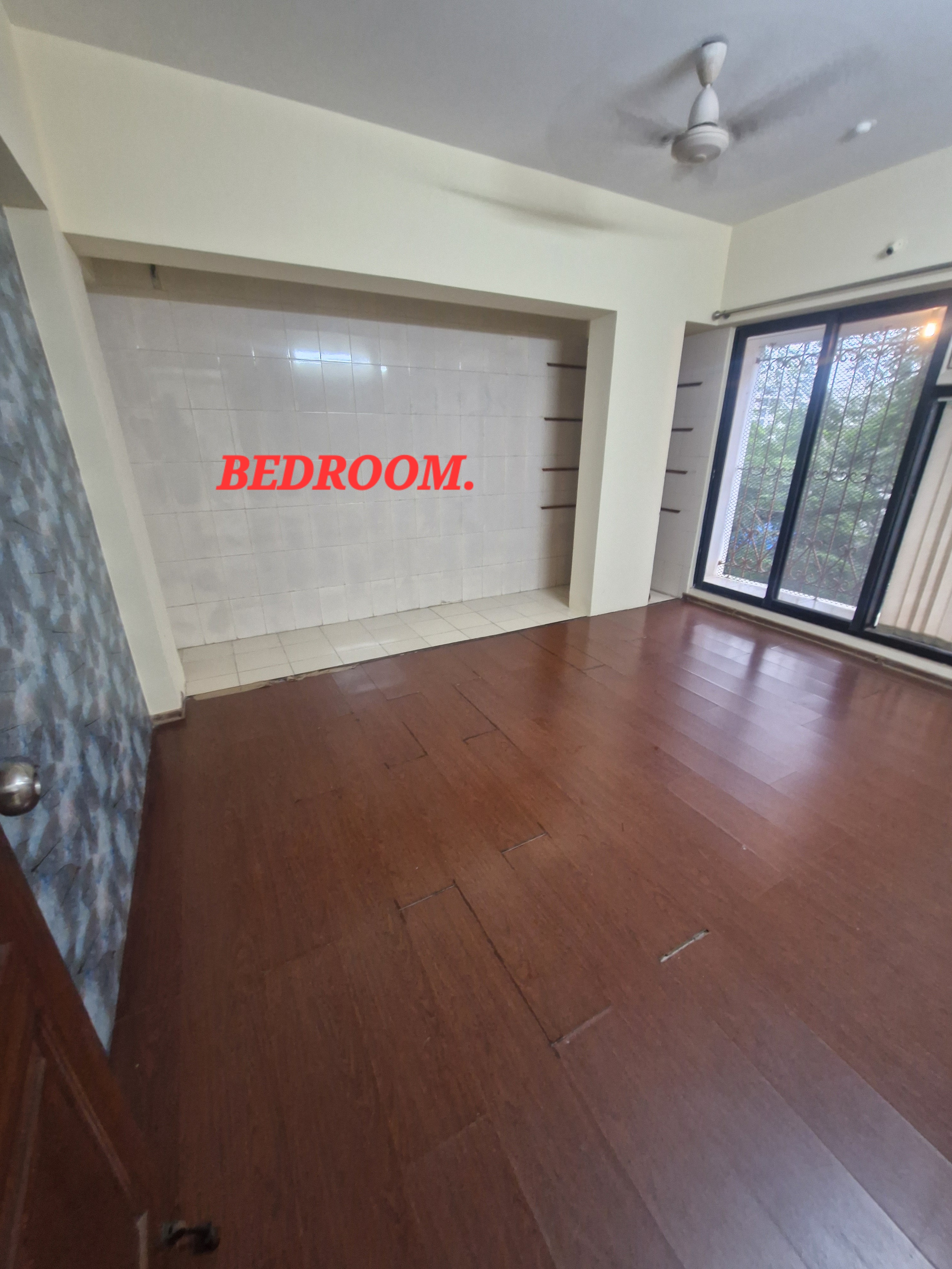 2 BHK 900 Sq.Ft. Apartment in Peace Haven Apartment