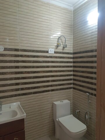 Bathroom in 3 BHK Builder Floor at Green Fields Colony – for Rent